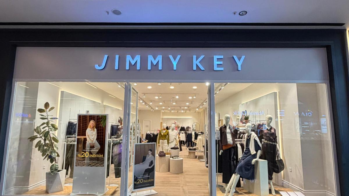 Jimmy Key Ankara’daki iki mağazasını yenileyerek yeniden açtı 2 jimmy-key-ankaradaki-iki-magazasini-yenileyerek-yeniden-acti-7tgzkTT2.jpg