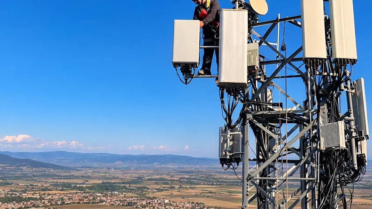 Karel 5G dönüşümünde telekom operatörlerinin stratejik teknoloji partneri oldu 2 karel-5g-donusumunde-telekom-operatorlerinin-stratejik-teknoloji-partneri-oldu-phC1qtqd.jpg