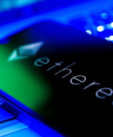 kripto-onculerinden-erik-voorhees-yeniden-ethereum-topluyor-56-milyon-dolarlik-alim-yapti-jOCjQkmP.jpg