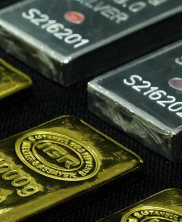 Orta Doğu Gerilimi Altın ve Gümüşü Uçurdu: Gram Altın 8.250 TL’yi Gördü 5 orta-dogu-gerilimi-altin-ve-gumusu-ucurdu-gram-altin-8250-tlyi-gordu-GTg6EV2z.jpg