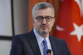 Türkiye yönüne ilerleyen İran füzesi Gaziantep semalarında imha edildi 1 turkiye-yonune-ilerleyen-iran-fuzesi-gaziantep-semalarinda-imha-edildi-sgE54Mbd.jpg