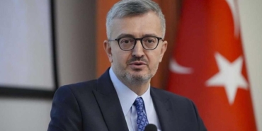 Türkiye yönüne ilerleyen İran füzesi Gaziantep semalarında imha edildi 3 turkiye-yonune-ilerleyen-iran-fuzesi-gaziantep-semalarinda-imha-edildi-sgE54Mbd.jpg