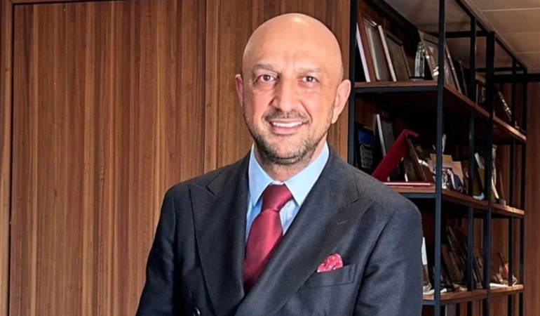 Artemis Halı’dan sektörde oyun değiştiren hamle doğrudan satış modeline geçti 6 artemis-halidan-sektorde-oyun-degistiren-hamle-dogrudan-satis-modeline-gecti-W1M6LA3g.jpg