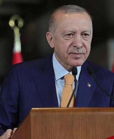 erdogan-erken-secim-tartismalarina-kapiyi-kapatti-turkiyenin-gundemi-ekonomi-ve-istikrar-KamzHlnf.jpg