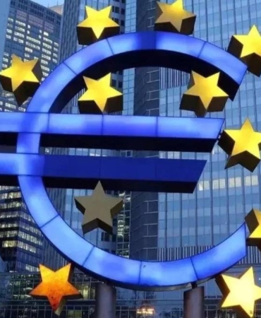 Euro Bölgesi imalat PMI 45 ayın zirvesine çıktı maliyet baskısı sürüyor 2 euro-bolgesi-imalat-pmi-45-ayin-zirvesine-cikti-maliyet-baskisi-suruyor-6BriiDNI.jpg