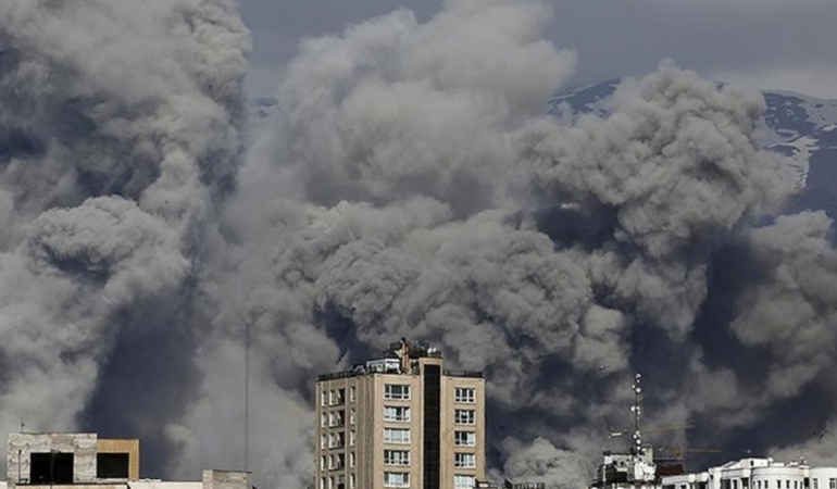 Kuveyt’te ABD üssüne İHA saldırısı 15 Amerikan askeri yaralandı 6 kuveytte-abd-ussune-iha-saldirisi-15-amerikan-askeri-yaralandi-Tvb6yMKT.jpg