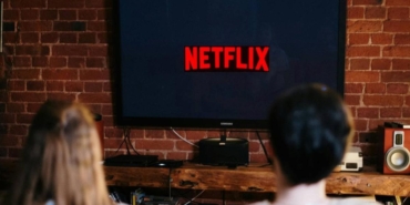 Netflix’e İtalya’da şok karar fiyatlar düşürülecek abonelere geri ödeme yapılacak 8 netflixe-italyada-sok-karar-fiyatlar-dusurulecek-abonelere-geri-odeme-yapilacak-WVOi5NDL.jpg