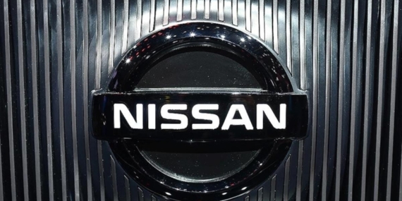 Nissan’in Katı Hal Pil Prototipi ve Çift Yönlü Şarj Hedefleri: 2028 Yılında Seri Üretime ve AI Odaklı Gelecek