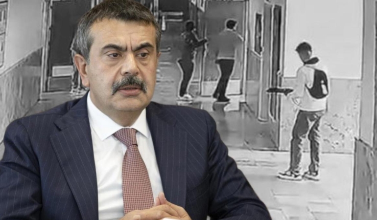 Şanlıurfa’daki okul saldırısı sonrası Bakan Tekin’den açıklama yaralı öğretmen için endişe sürüyor 6 sanliurfadaki-okul-saldirisi-sonrasi-bakan-tekinden-aciklama-yarali-ogretmen-icin-endise-suruyor-gTxVlh7Y.jpg
