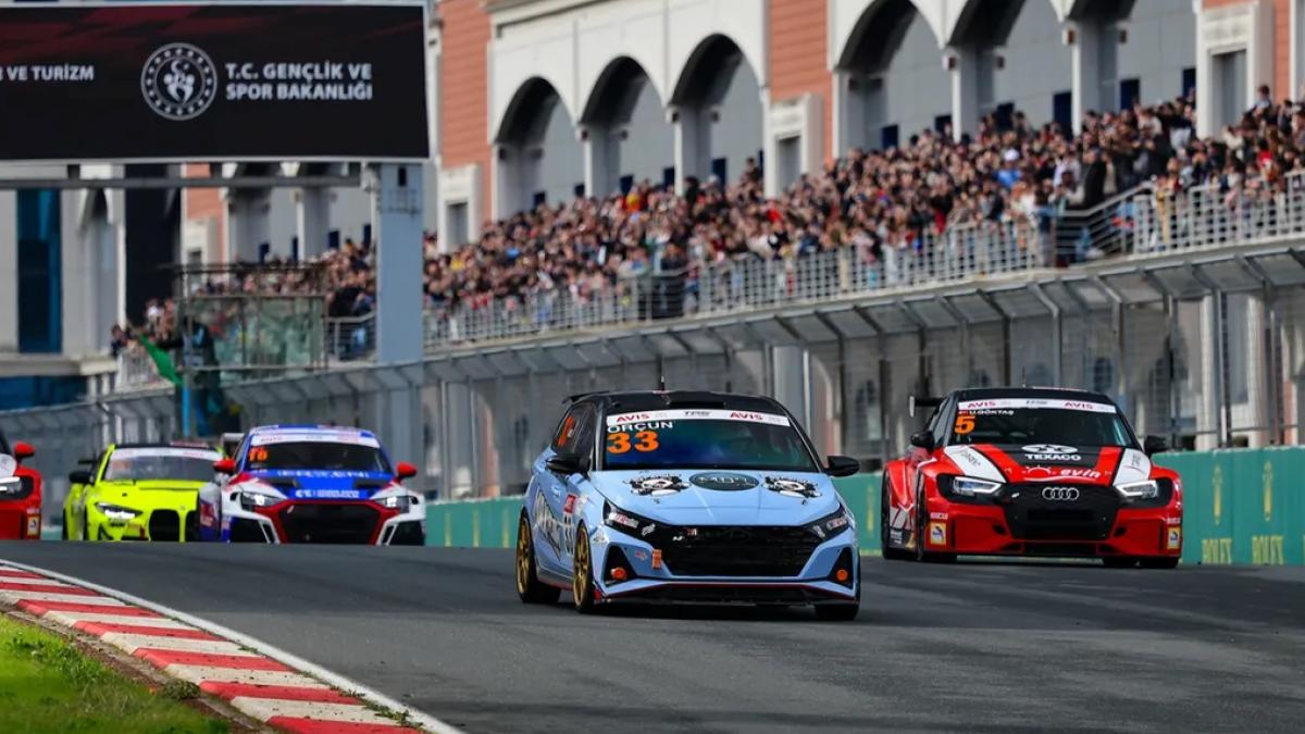 AVIS Türkiye Pist Şampiyonası Final Heyecanı İstanbul Park’ta Yaşanacak 2 avis-turkiye-pist-sampiyonasi-final-heyecani-istanbul-parkta-yasanacak-bvdu75Eb.jpg