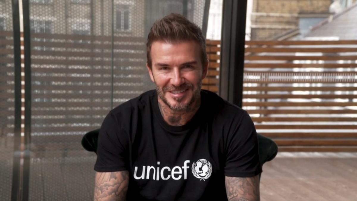 David Beckham İngiltere Tarihinin İlk Milyarder Sporcusu Oldu 2 david-beckham-ingiltere-tarihinin-ilk-milyarder-sporcusu-oldu-jsfmSzBx.jpg