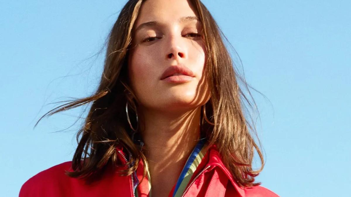 MANGO’dan Hailey Bieber İş Birliğiyle Yaz Koleksiyonu Hamlesi 2 mangodan-hailey-bieber-is-birligiyle-yaz-koleksiyonu-hamlesi-Zm7hRQRn.jpg