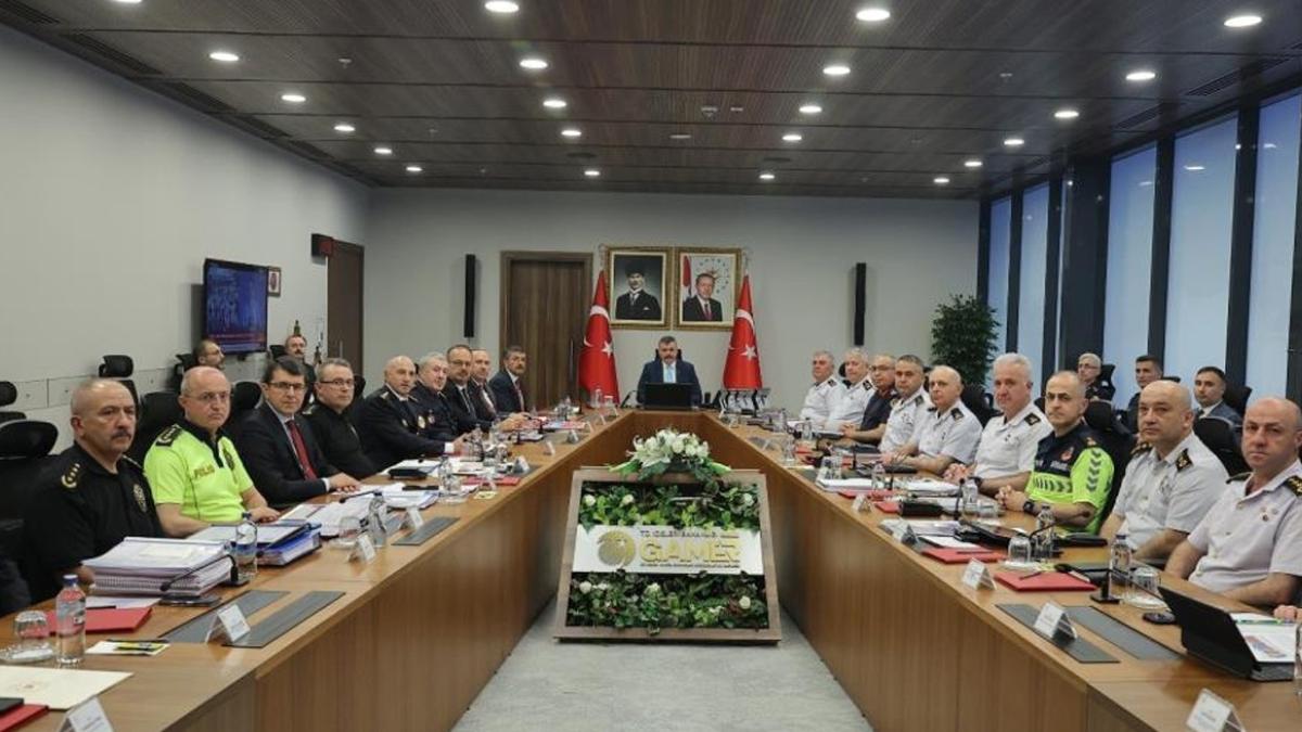 NATO Zirvesi Öncesi Güvenlik Alarmı Bakan Çiftçi Hazırlıkları Değerlendirdi 2 nato-zirvesi-oncesi-guvenlik-alarmi-bakan-ciftci-hazirliklari-degerlendirdi-FIeAxGVz.jpg