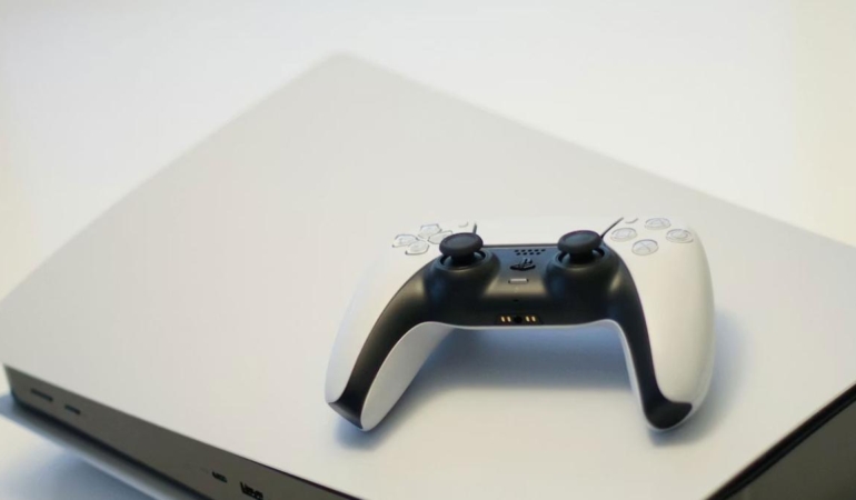 PlayStation 6 Sızıntıları Karıştı Sony’nin RAM Kararı Tartışma Yarattı 6 playstation-6-sizintilari-karisti-sonynin-ram-karari-tartisma-yaratti-Dl1SB3uK.jpg