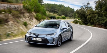 Toyota'nın 2027 İçin Net Kar ve Gelir Tahmini: Küresel Talepler ve Maliyet Baskılarıyla Zorlu Yol 5 toyotanin-2027-icin-net-kar-ve-gelir-tahmini-kuresel-talepler-ve-maliyet-baskilariyla-zorlu-9A5TmsUH.jpg