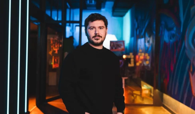 Türk Yapay Zekâ Girişimi EVA Social AI’dan Pazarlama Dünyasına 3 Katmanlı Teknoloji Hamlesi 1 turk-yapay-zek-girisimi-eva-social-aidan-pazarlama-dunyasina-3-katmanli-teknoloji-hamlesi-rhVyzk2e.jpg