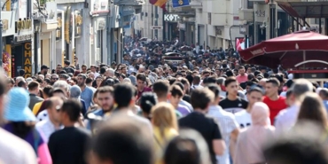 Türkiye’de En Yaygın Soyadı Yine Yılmaz Oldu İşte En Çok Kullanılan İsimler 8 turkiyede-en-yaygin-soyadi-yine-yilmaz-oldu-iste-en-cok-kullanilan-isimler-xMJxLkAL.jpg
