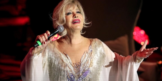 Emel Sayın Konserlerini Erteledi Hayranlarını Endişelendiren Açıklama
