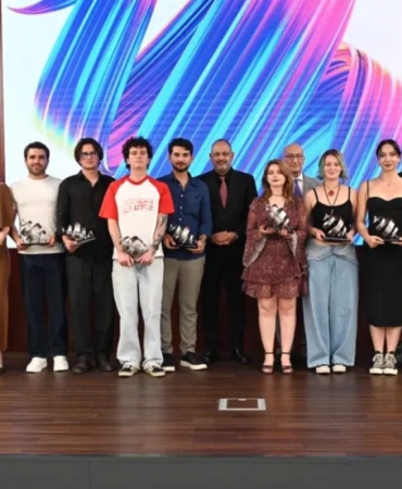 erdemirin-9-celik-ve-yasam-heykel-yarismasinda-oduller-sahiplerini-buldu-ynH8Szay.jpg