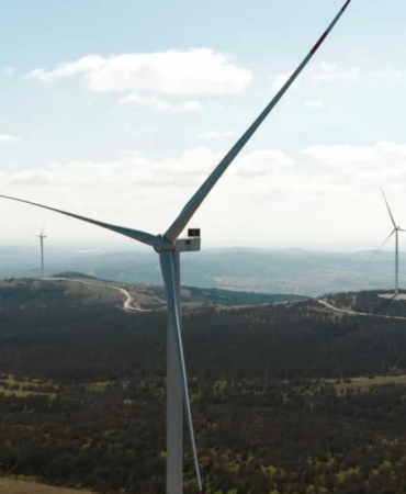 metgun-enerjinin-elmacik-res-projesi-tam-kapasite-devreye-alindi-QCJBcBIN.jpg