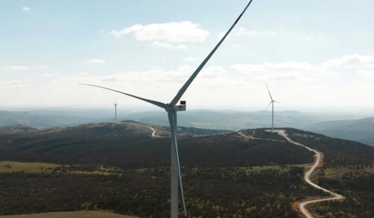Metgün Enerji’nin Elmacık RES Projesi Tam Kapasite Devreye Alındı 6 metgun-enerjinin-elmacik-res-projesi-tam-kapasite-devreye-alindi-QCJBcBIN.jpg
