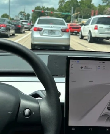 Tesla'nın Otonom Sürüş Sistemi İçin Avrupa'da Yeni Dönem 5 teslanin-otonom-surus-sistemi-icin-avrupada-yeni-donem-YOmIMX6U.jpg