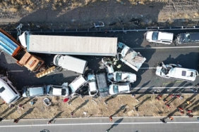 Türkiye Trafik Sigortası ve Özel Emeklilik Düzenlemesini Yeniden Ele Aldı: Değişiklikler ve Uygulama Noktaları 1 turkiye-trafik-sigortasi-ve-ozel-emeklilik-duzenlemesini-yeniden-ele-aldi-degisiklikler-ve-uygulama-noktalari-v2Yx1pzq.jpg