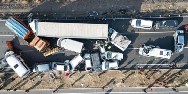Türkiye Trafik Sigortası ve Özel Emeklilik Düzenlemesini Yeniden Ele Aldı: Değişiklikler ve Uygulama Noktaları 14 turkiye-trafik-sigortasi-ve-ozel-emeklilik-duzenlemesini-yeniden-ele-aldi-degisiklikler-ve-uygulama-noktalari-v2Yx1pzq.jpg
