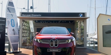 yeni-bmw-ix3-bodrumda-otomobil-tutkunlariyla-bulusuyor-9feP1LsG.jpg