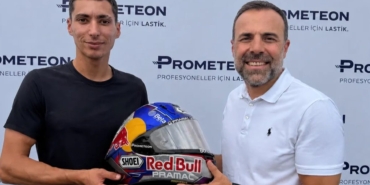 prometeon-motogp-yolculugunda-toprak-razgatliogluna-destegini-surduruyor-daqGvi1K.jpg