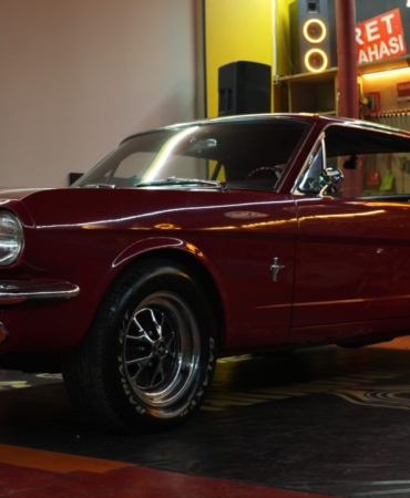 Restomod Tutkusuyla Türkiye'de Yapay Zeka Destekli Klasik Otomobillerin İzinde: Yula Projesi ve Altınok’un Hikayesi 4 restomod-tutkusuyla-turkiyede-yapay-zeka-destekli-klasik-otomobillerin-izinde-yula-projesi-ve-altinokun-hikayesi-LDR3jZjn.jpg