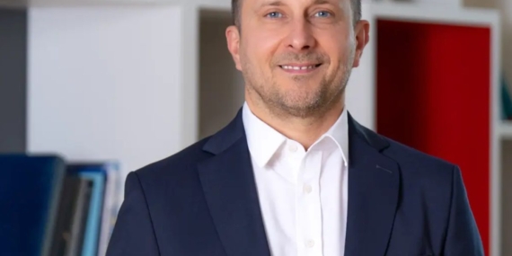 Akbank Yazılım Geliştirme Sürecinde Yapay Zekâ Ajanlarını Devreye Aldı