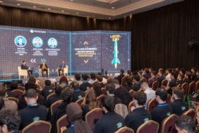 ROKETSAN Yapay Zekâ Hackathonu Başladı: 2 Bin 457 Başvurudan 72 Genç Seçildi 1 roketsan-yapay-zek-hackathonu-basladi-2-bin-457-basvurudan-72-genc-secildi-ZVQq15Oe.jpg