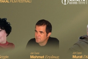 Antalya Altın Portakal Film Festivali 2026'da En İyi Yönetmen Ödüllerini Değerlendirecek Jüriler Belli Oldu 1 antalya-altin-portakal-film-festivali-2026da-en-iyi-yonetmen-odullerini-degerlendirecek-juriler-belli-oldu-UuY3kqz1.jpg