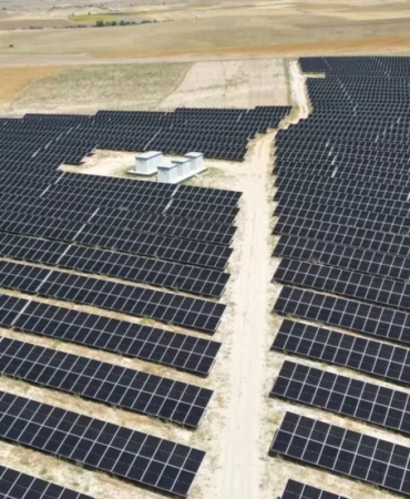 CW Enerji Aksaray’da 5,5 MW’lık Güneş Enerjisi Santralini Tamamladı 18 cw-enerji-aksarayda-55-mwlik-gunes-enerjisi-santralini-tamamladi-9InvcSkA.jpg